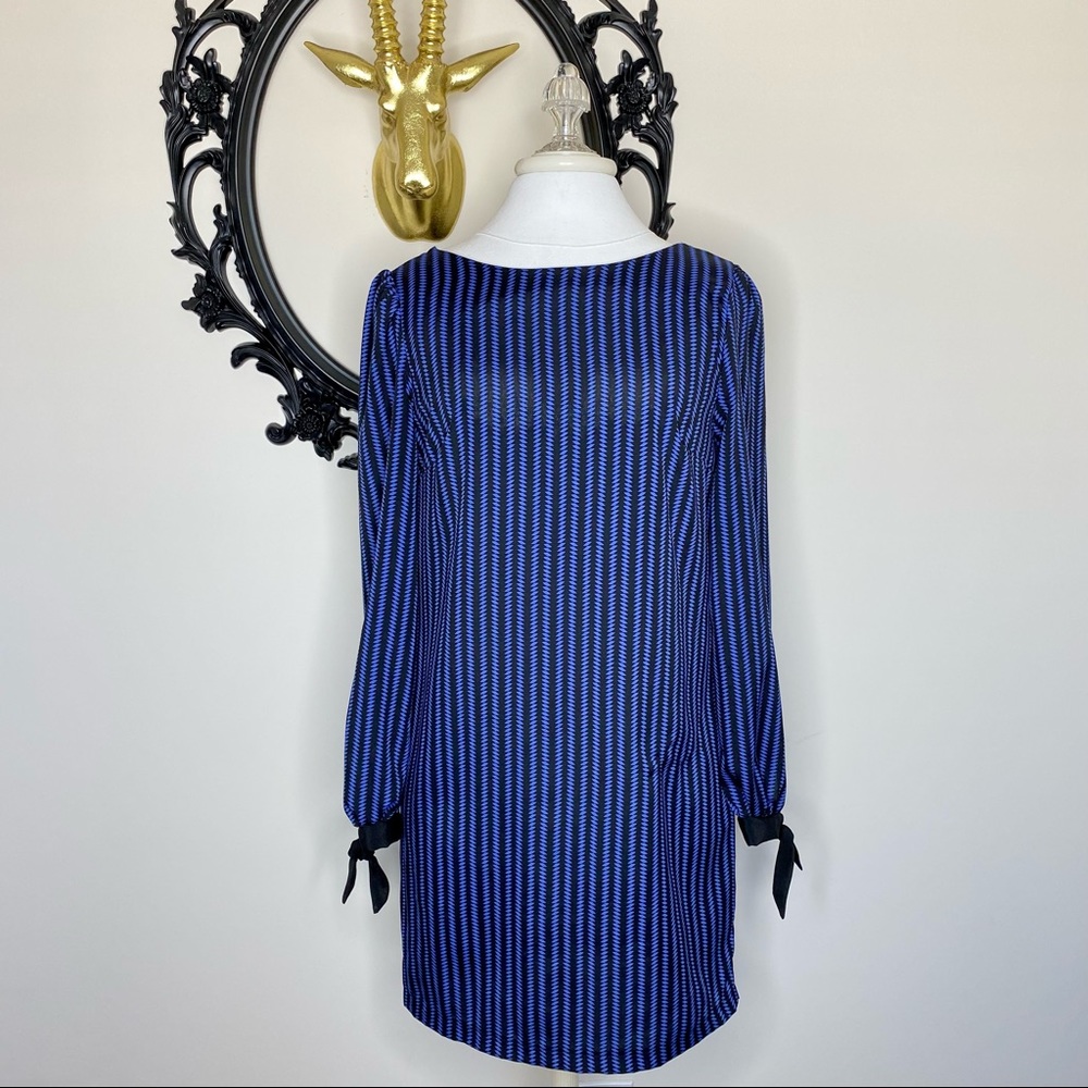 Moonlight Black and Blue Pattern Long Sleeve Bow Dress